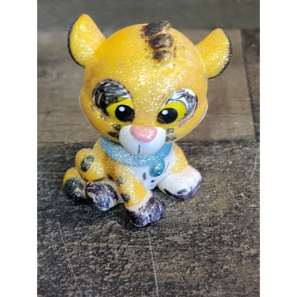 Glitter baby‎ tiger AS IS animal toy figure doll accessory
